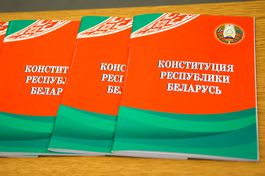 13 октября 2020 в Бресте прошел первый региональный форум "Берестейский диалог" по обсуждению вопросов, связанных с конституционной реформой и партийного строительства в Беларуси.