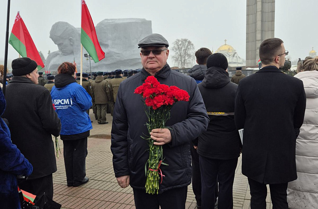 23.02.2026 B мемориальном комплексе «Брестская крепость-герой» состоялась церемония возложения цветов к Вечному огню
