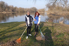 Белалко на субботнике у стен МК "Брестская крепость - герой"