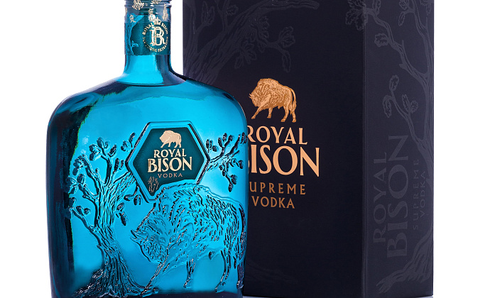 Premium class vodka “Royal Bison”