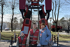 Выходные с Белалко: от заводских цехов до водных глубин!